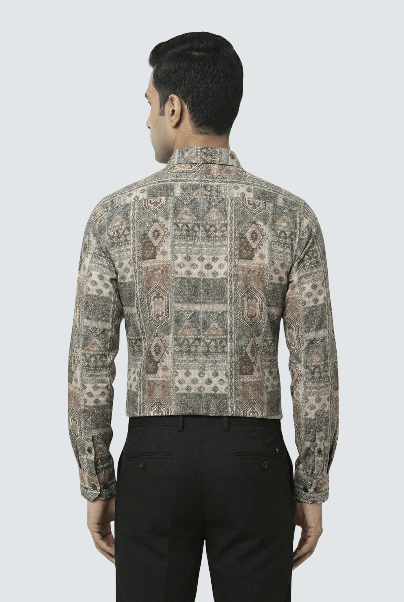“Back view of men’s multicolour printed shirt – regular fit”