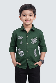 Boys green twill cotton full-sleeve shirt with white printed motifs and button front