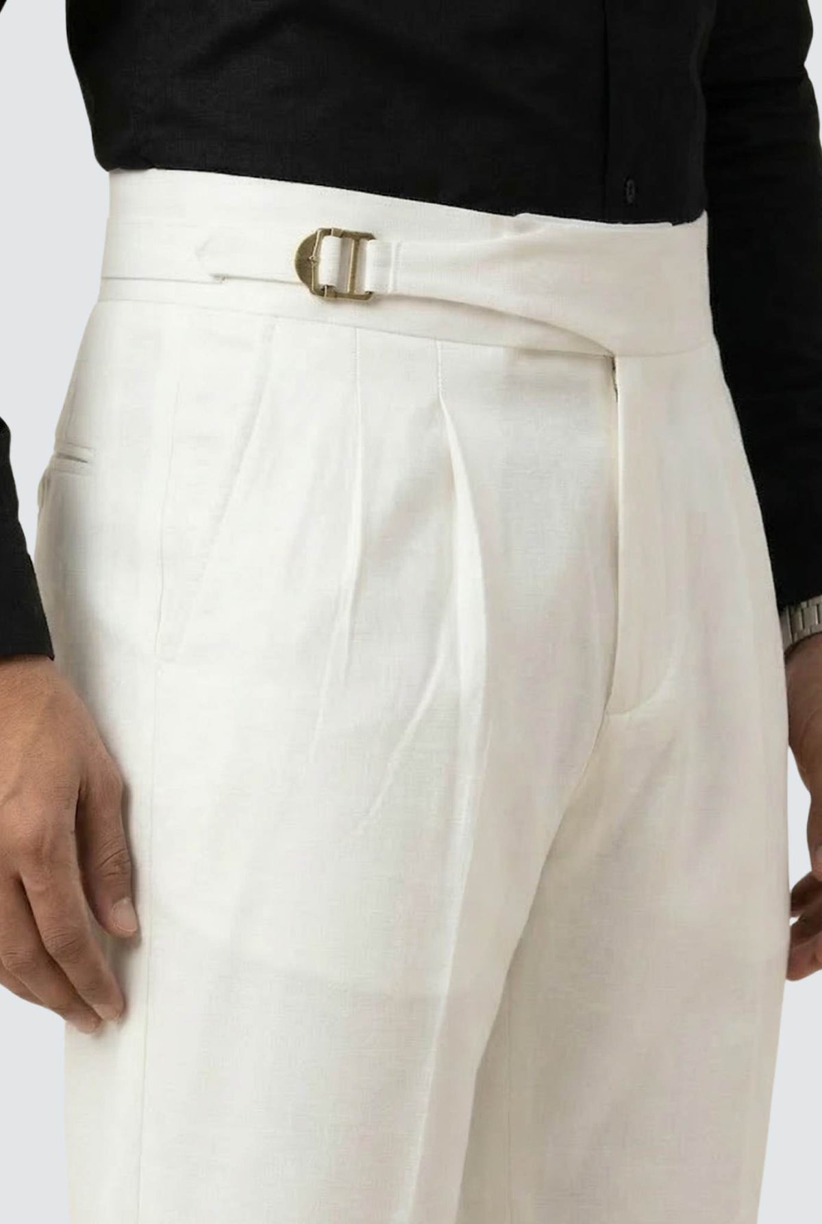 Men's white trousers with front belt buckle and pleated waist