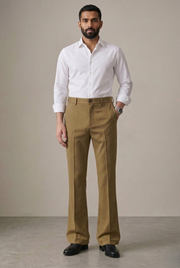 Men's bootcut trousers golden-brown with belt loops and flared legs