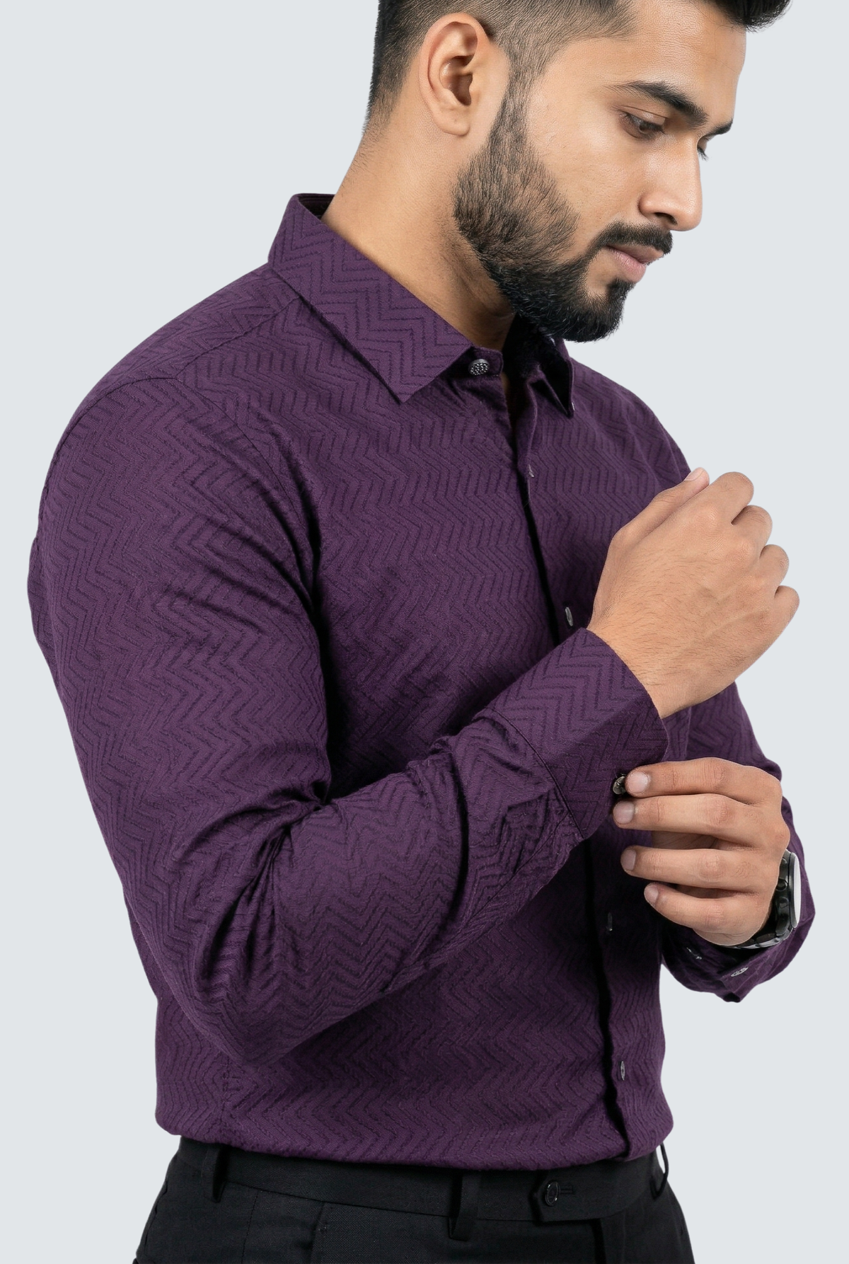 Men's purple dobby cotton shirt with long sleeves, buttoned cuffs