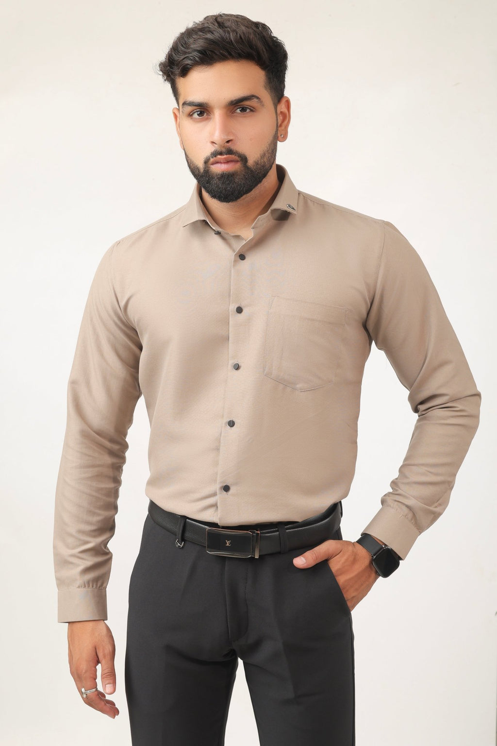 Beige cotton men's shirt – slim fit front view