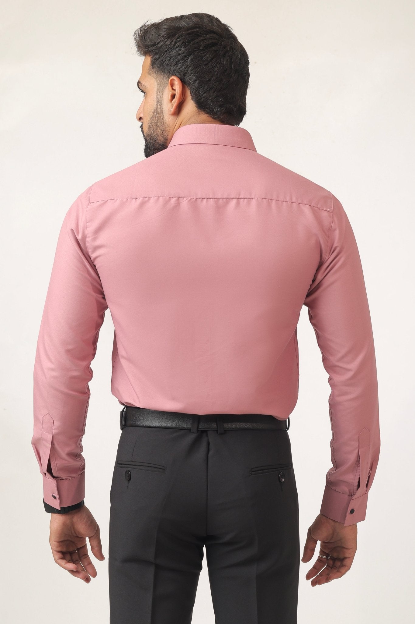 Back view of slim fit pink cotton shirt – stylish cut